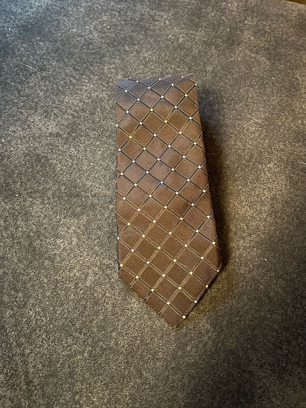 Nautica Brown Diamond Windowpane Tie with Subtle Accent Dots